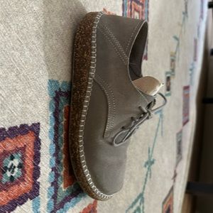 Oxford lace shoe/clog Excellent condition